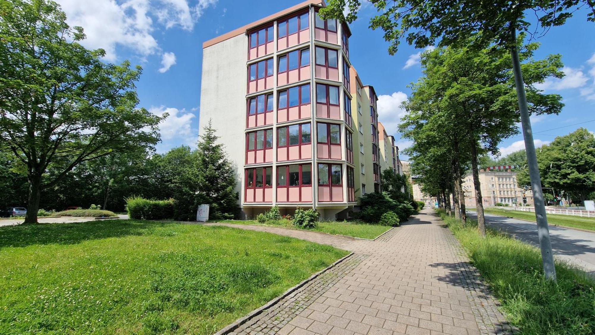 Zentrum Apartment - Oled Tv - Ps4 - Balkon - Parking Кемниц Екстериор снимка